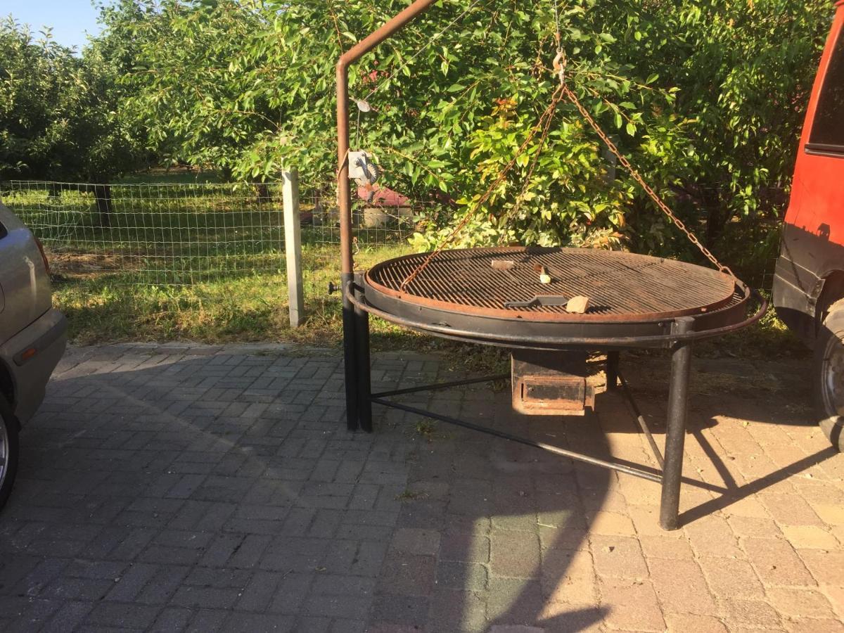 Keresz Panzio Bed and Breakfast Martely Εξωτερικό φωτογραφία